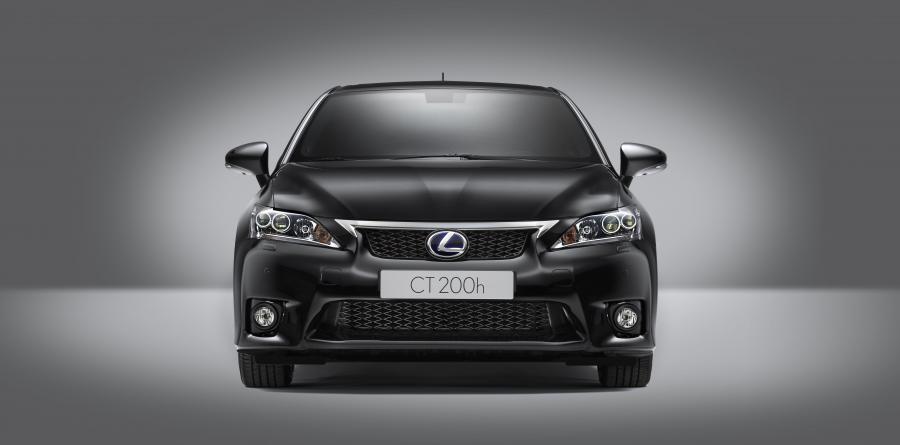  Lexus CT200h F-Sport Special Edition 2011 года  (фото 8 из 19)